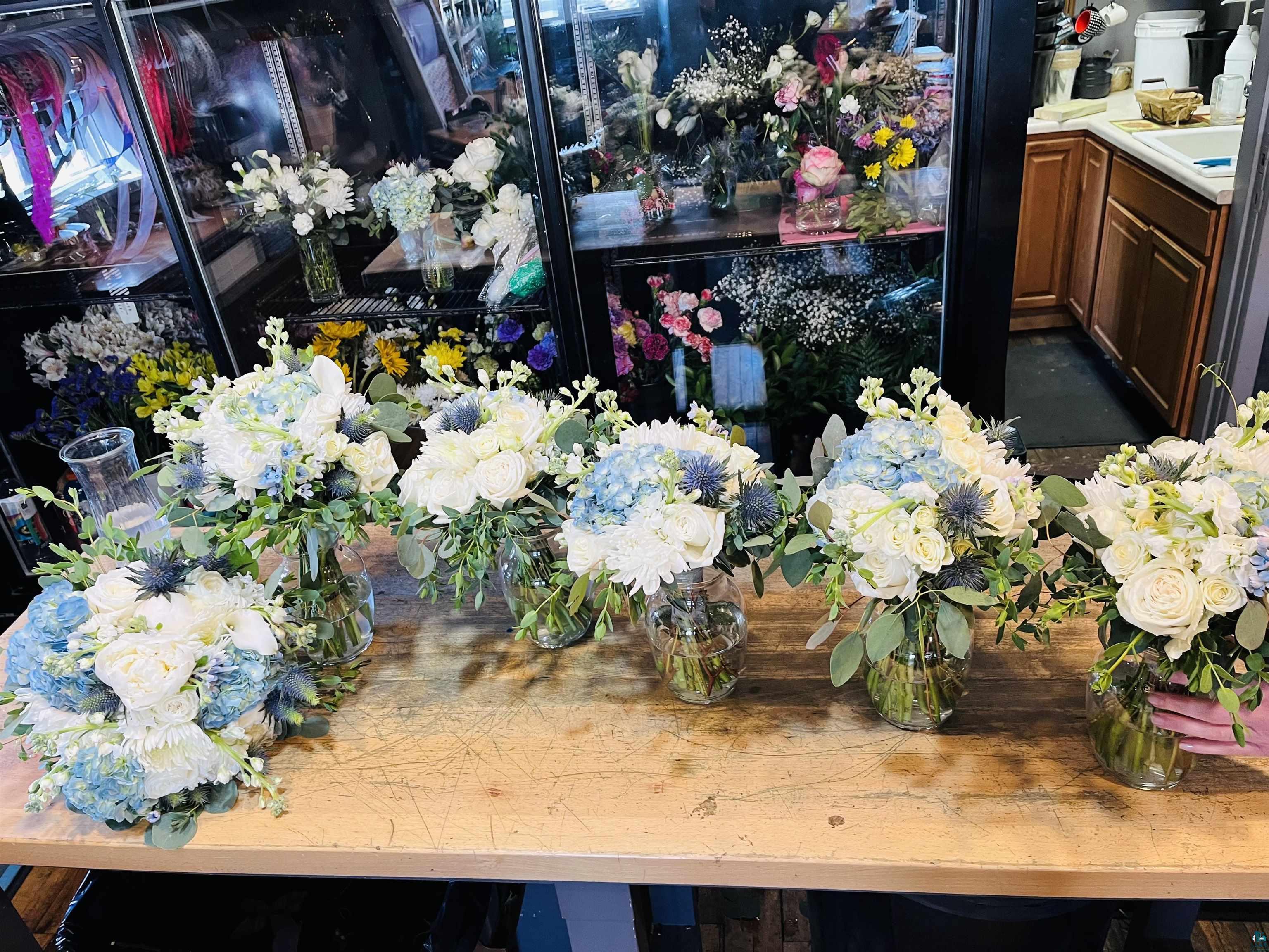 36 W Central Entrance Unit: The Rose Man Rose and Floral Shop Business Only