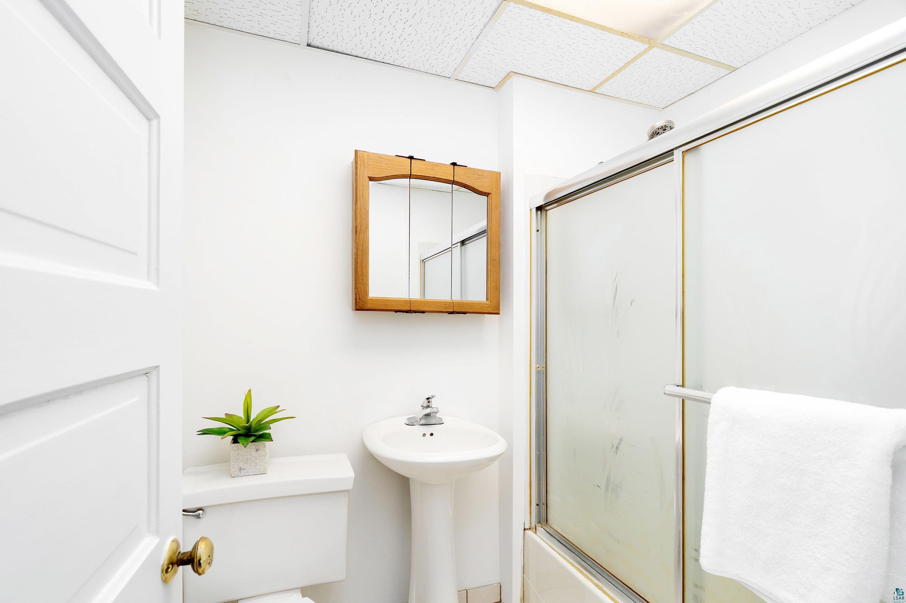 1420 90th Ave W
