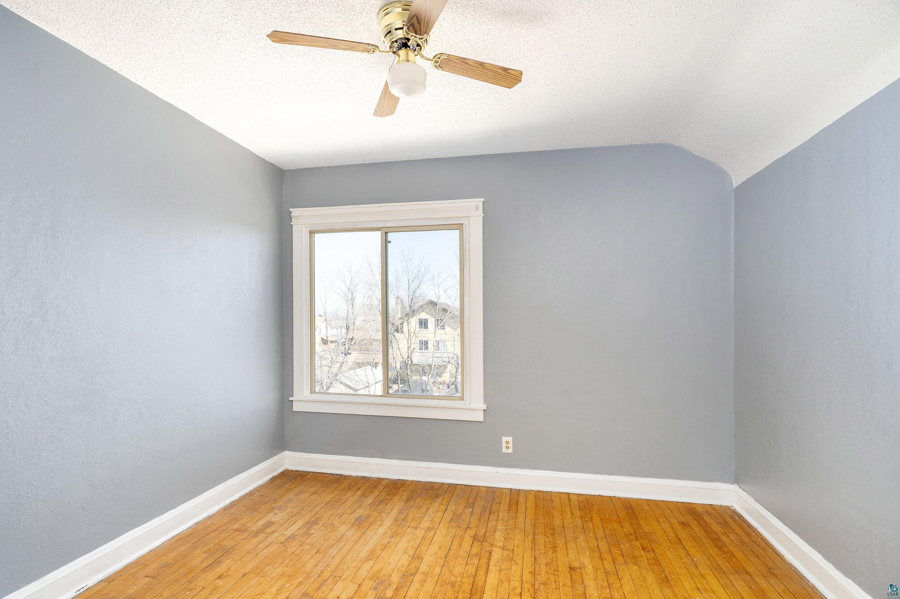 1420 90th Ave W