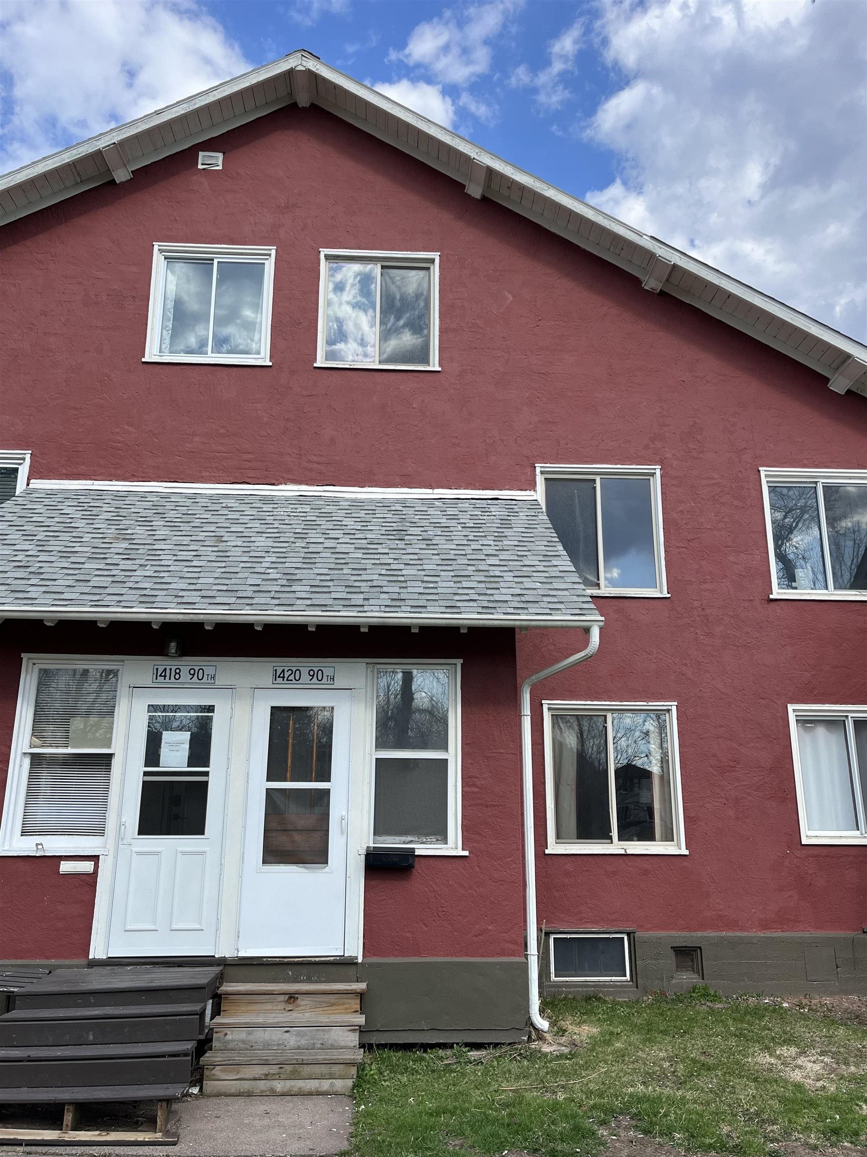 1420 90th Ave W