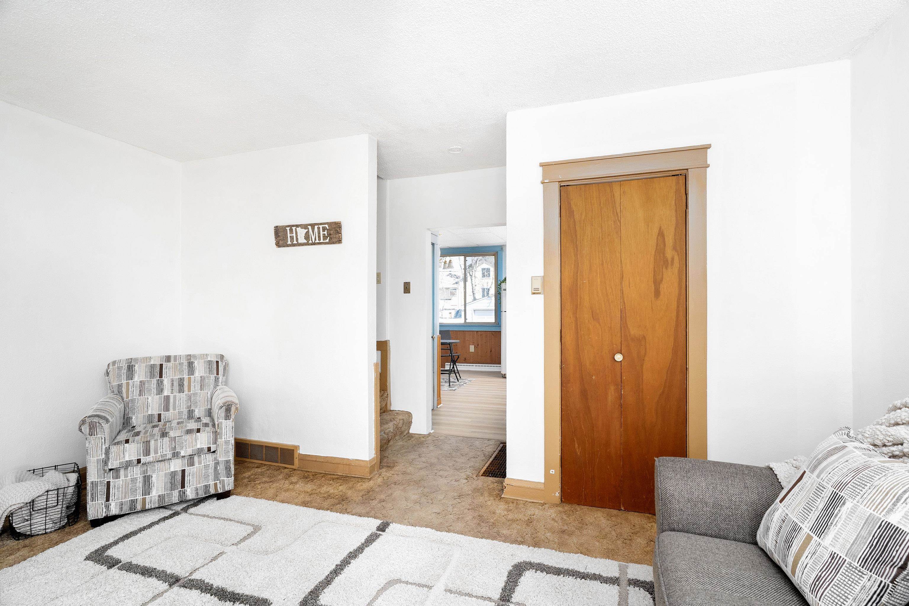 1420 90th Ave W