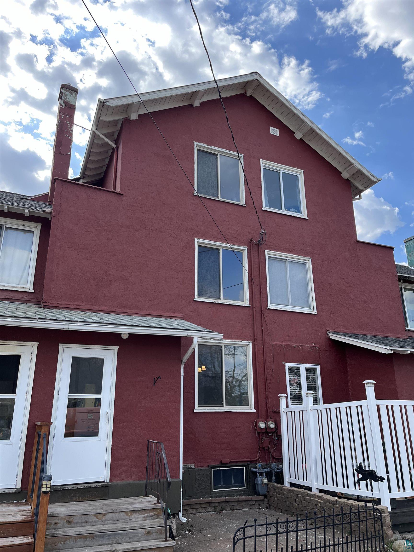 1420 90th Ave W