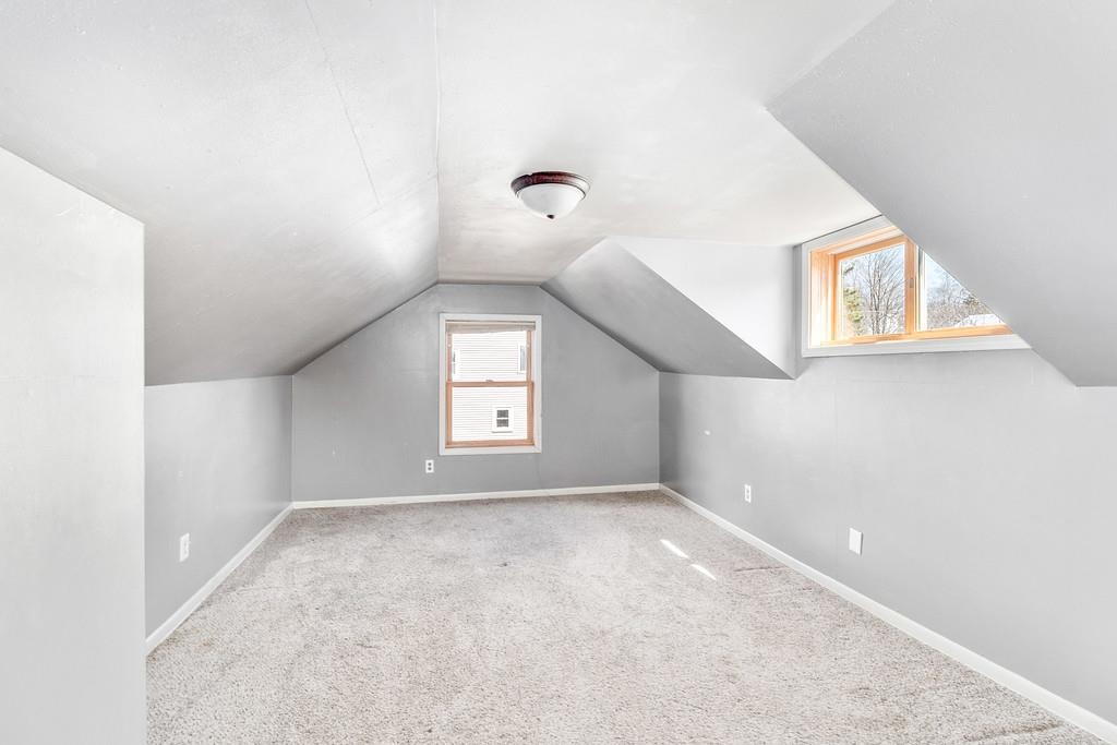 3902 Woodland Ave