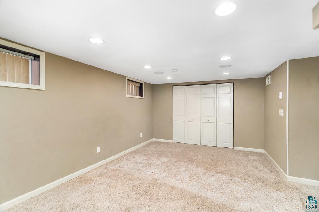 3902 Woodland Ave