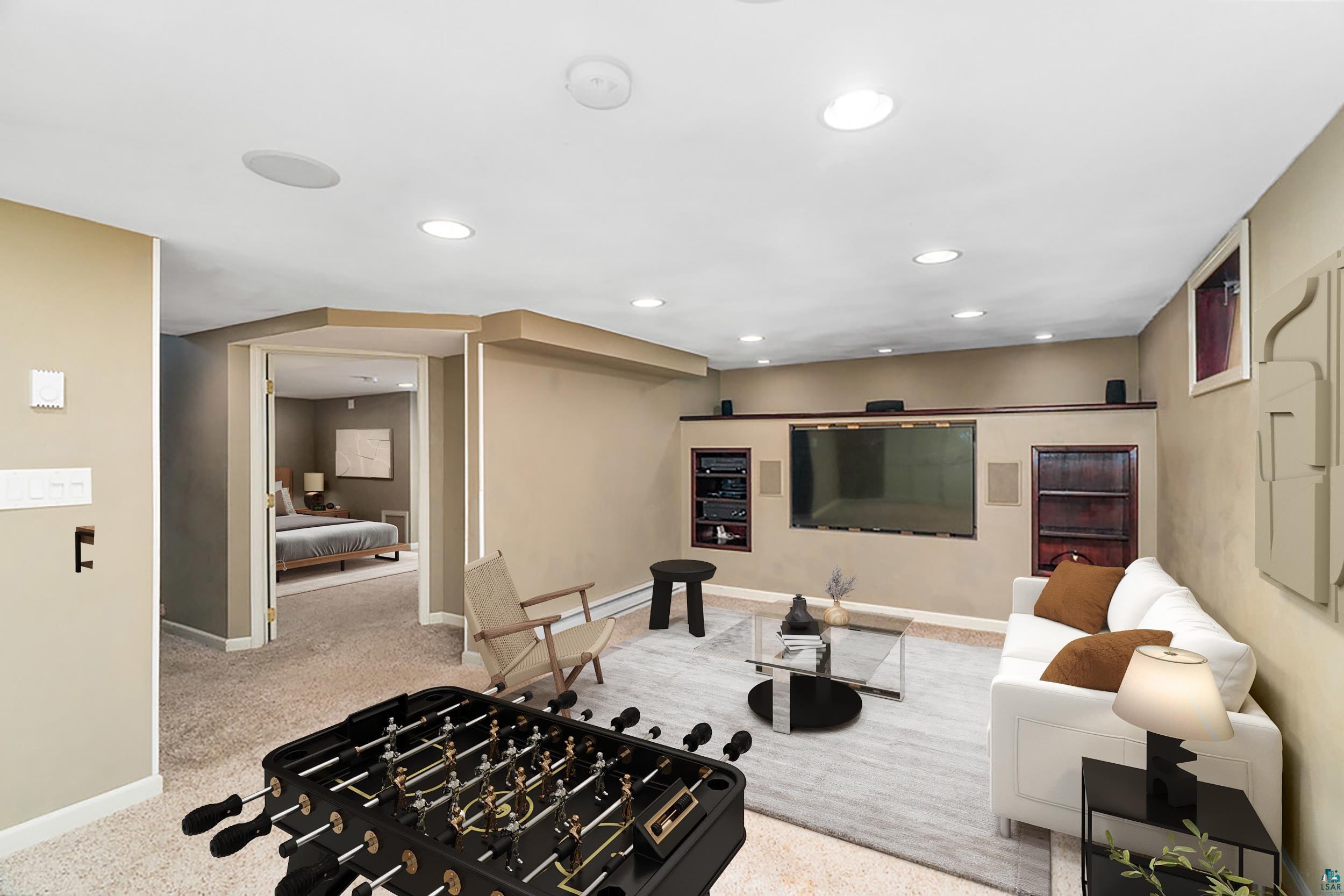3902 Woodland Ave