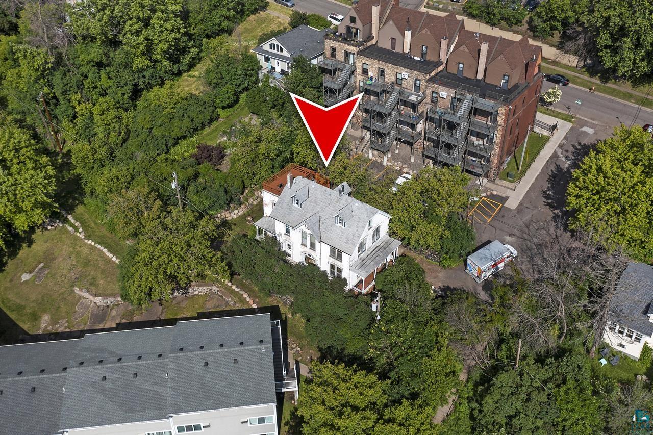 119 N 7th Ave W