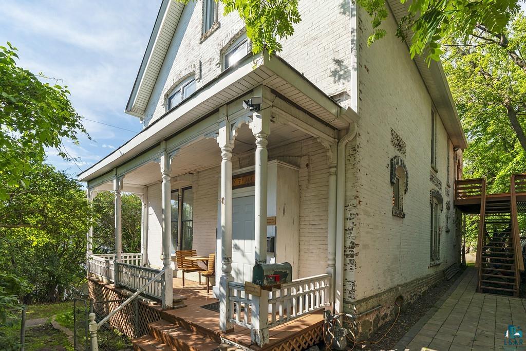 119 N 7th Ave W