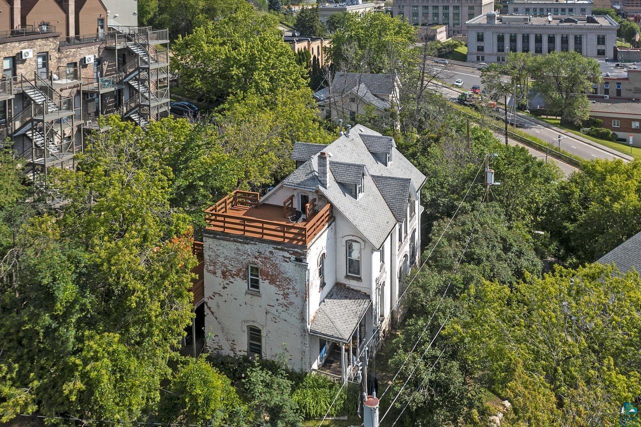 119 N 7th Ave W