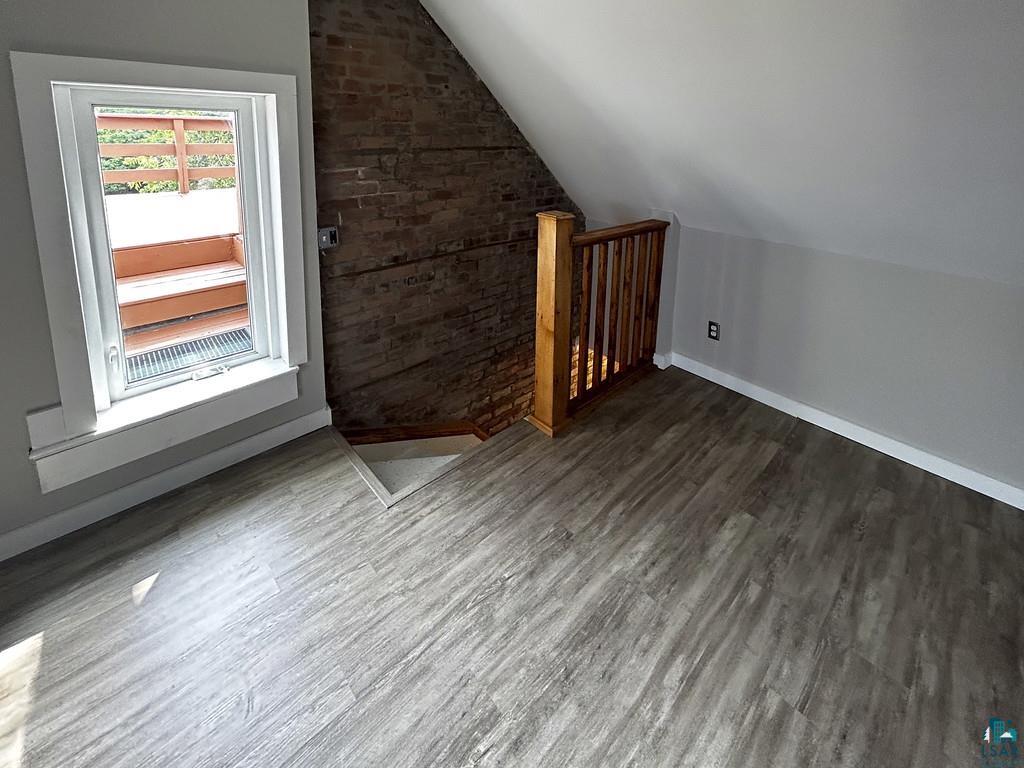 119 N 7th Ave W