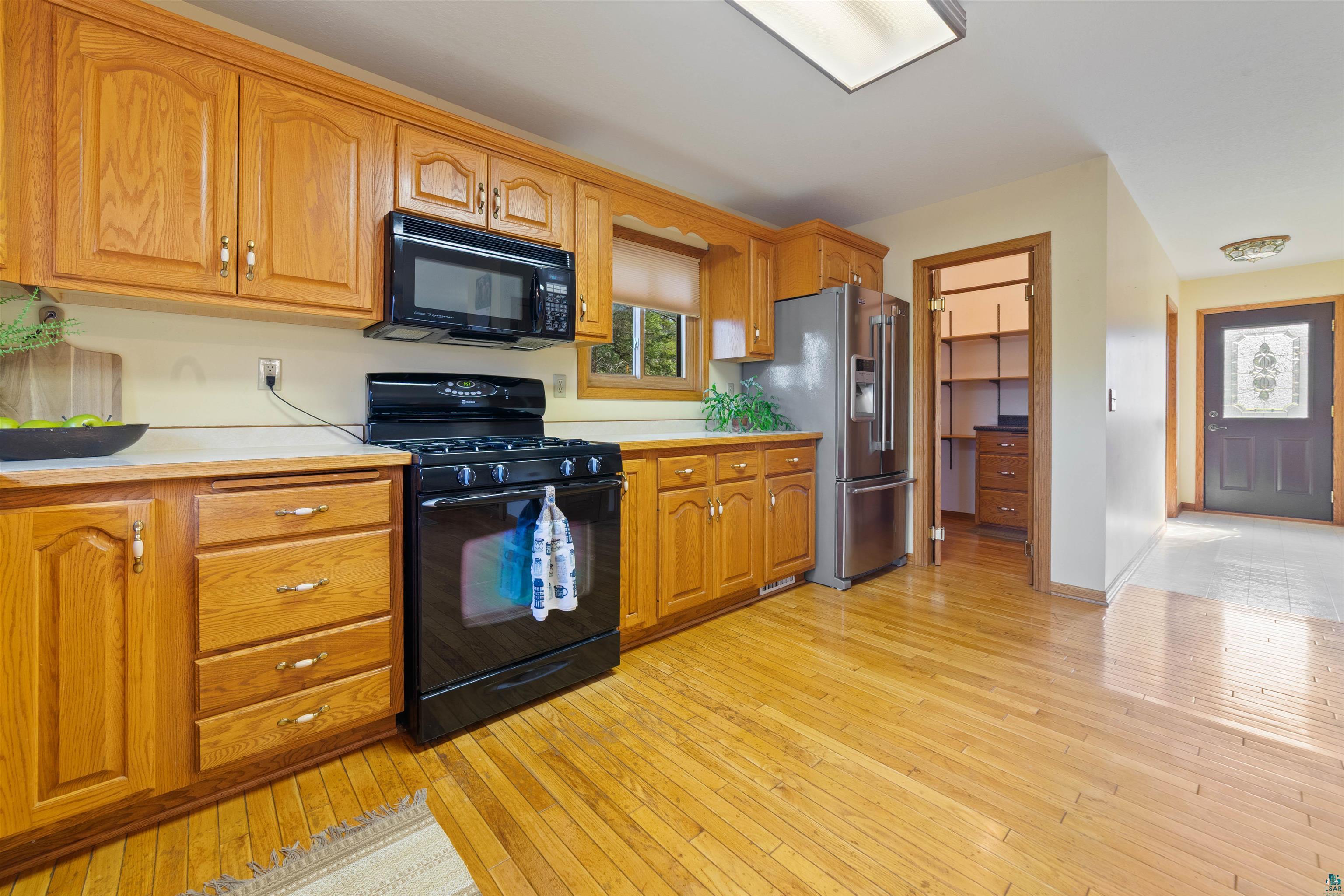 5676 McQuade Rd