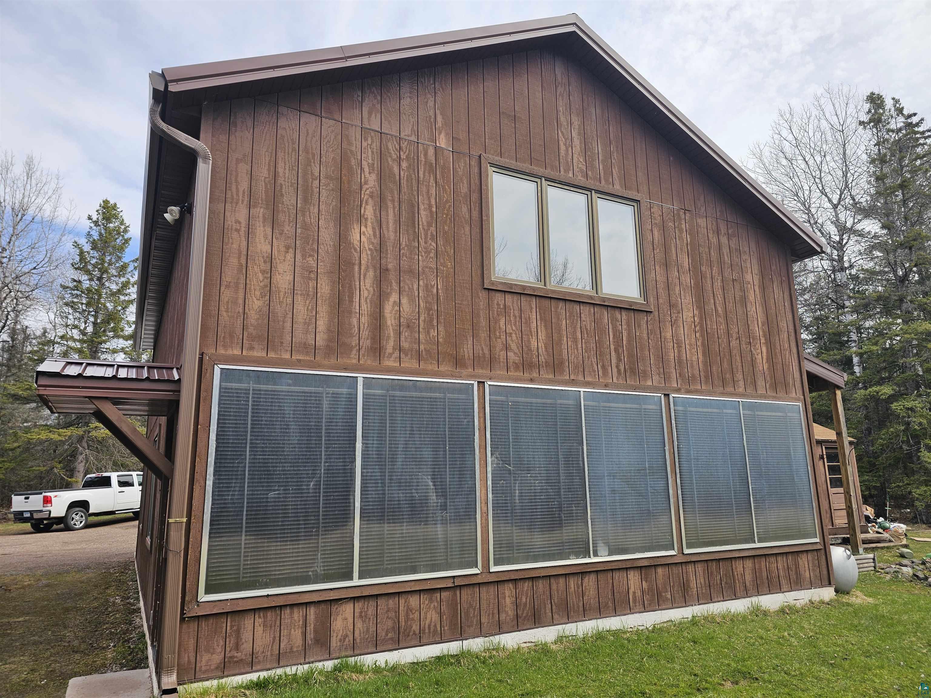 5676 McQuade Rd