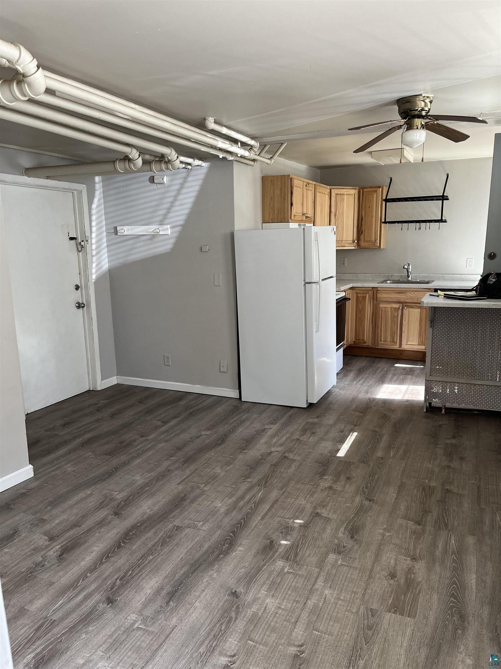 612 1/2 N 6th Ave E Unit: LL