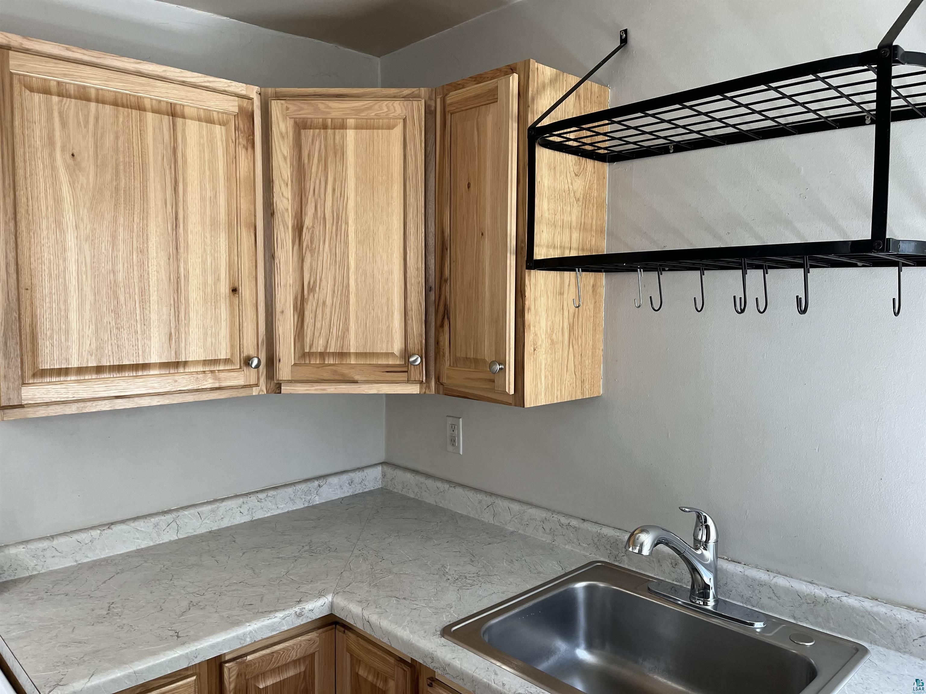 612 1/2 N 6th Ave E Unit: LL