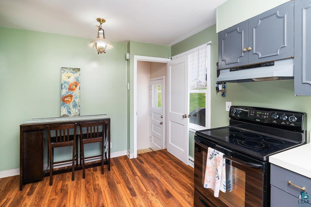 124 E Wabasha St