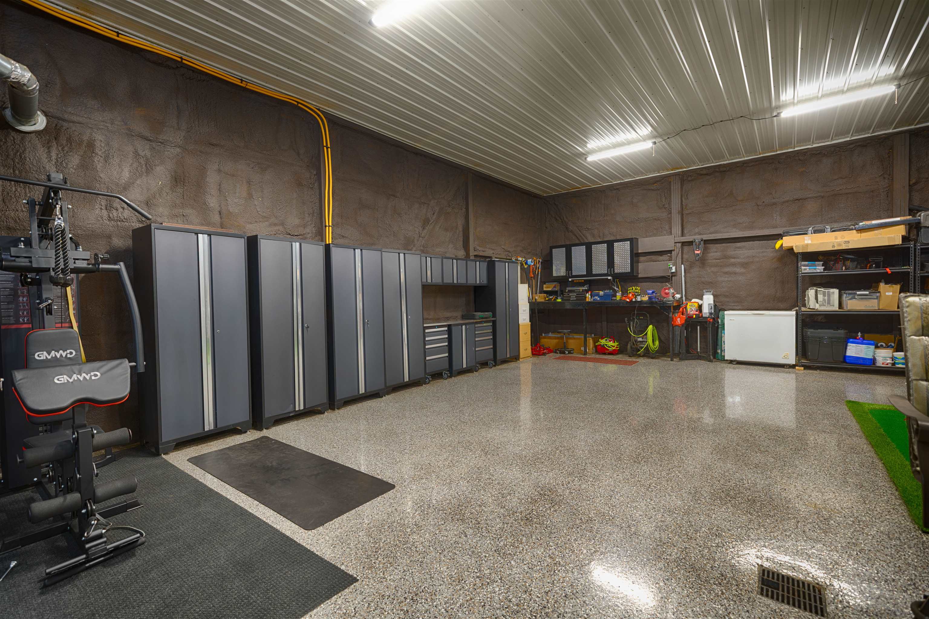 2374 E Cabin Cr