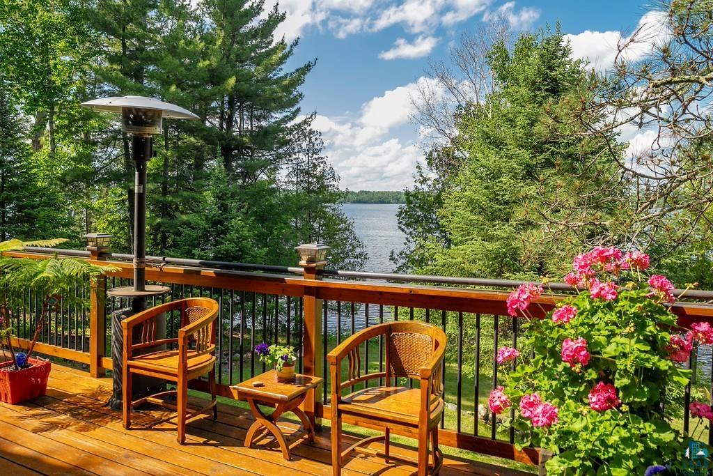 2161 Birch Point Rd