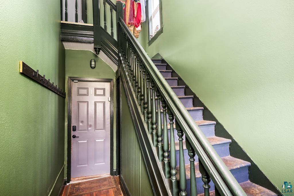 416 N 59th Ave W