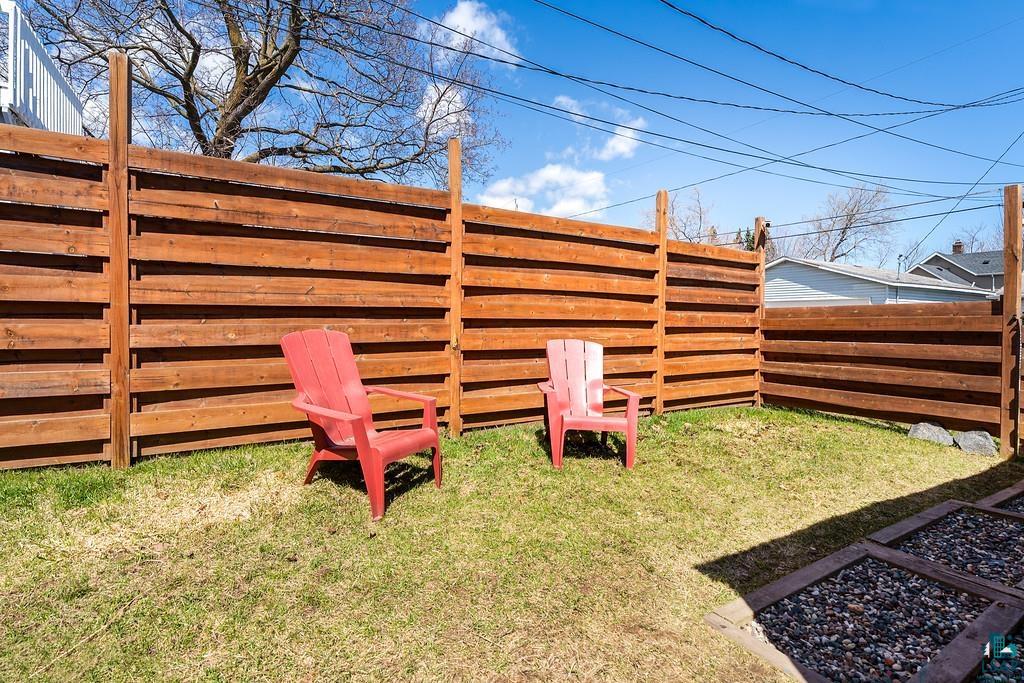 416 N 59th Ave W