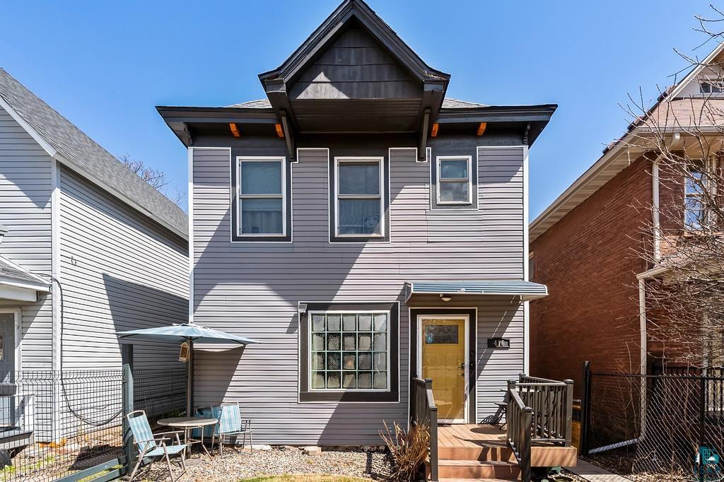 416 N 59th Ave W