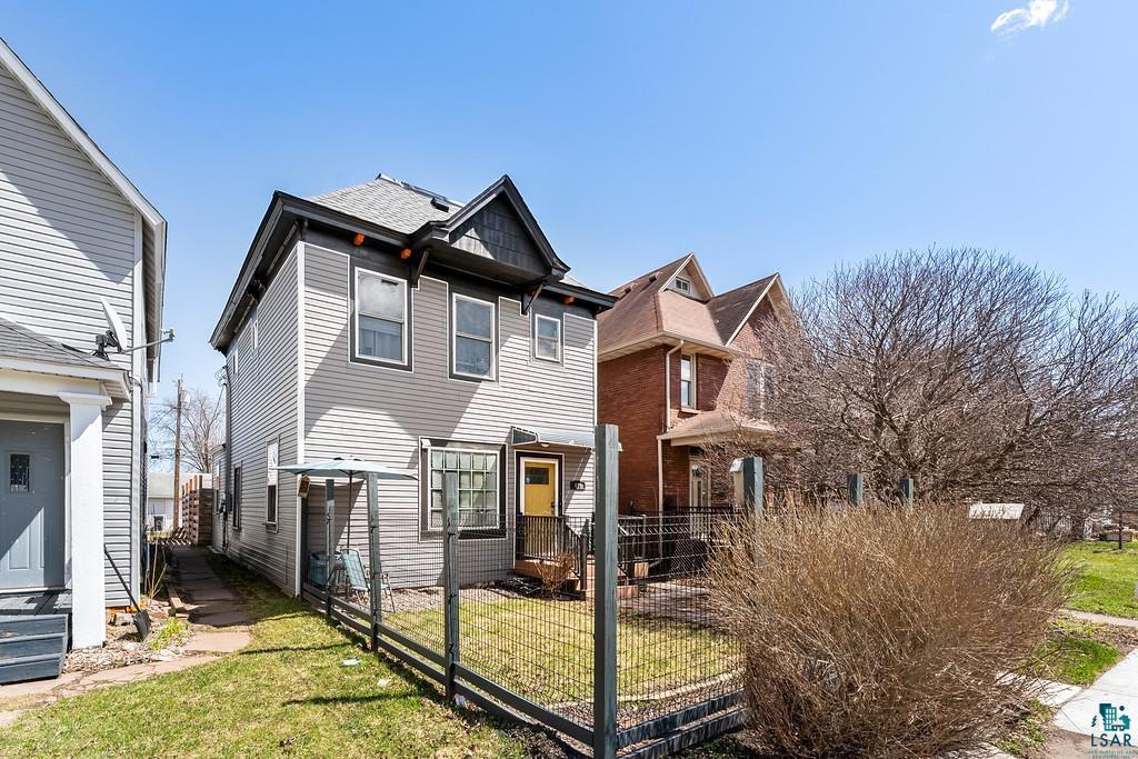 416 N 59th Ave W