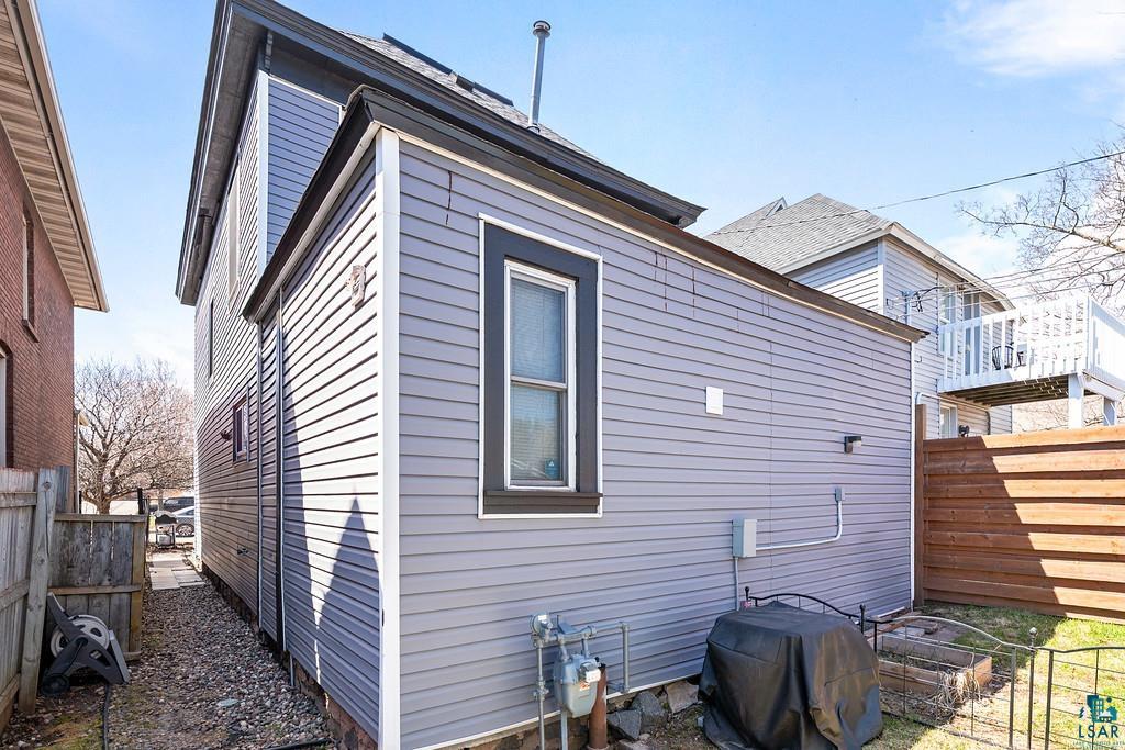 416 N 59th Ave W
