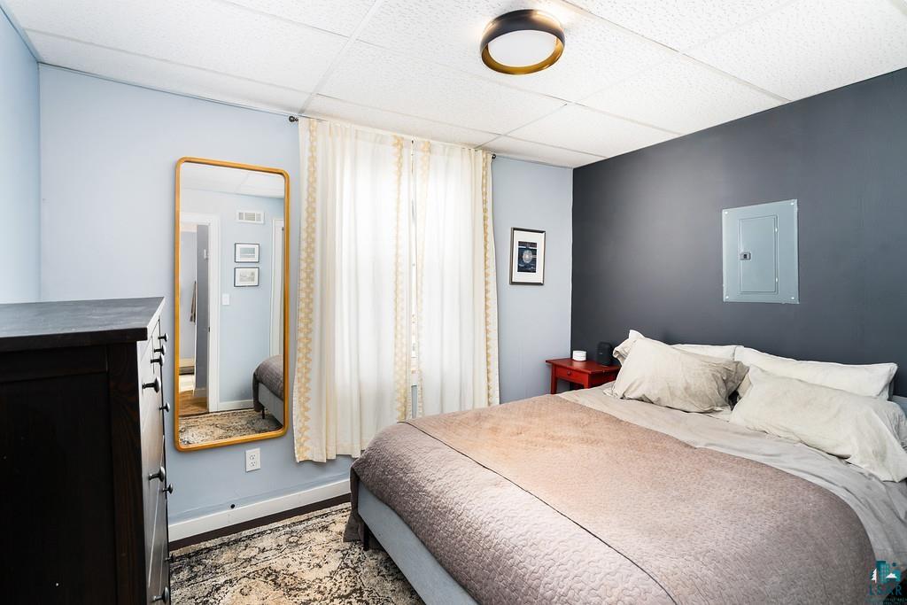 416 N 59th Ave W