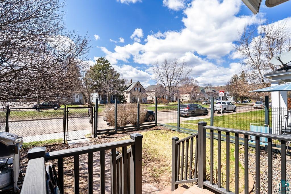 416 N 59th Ave W