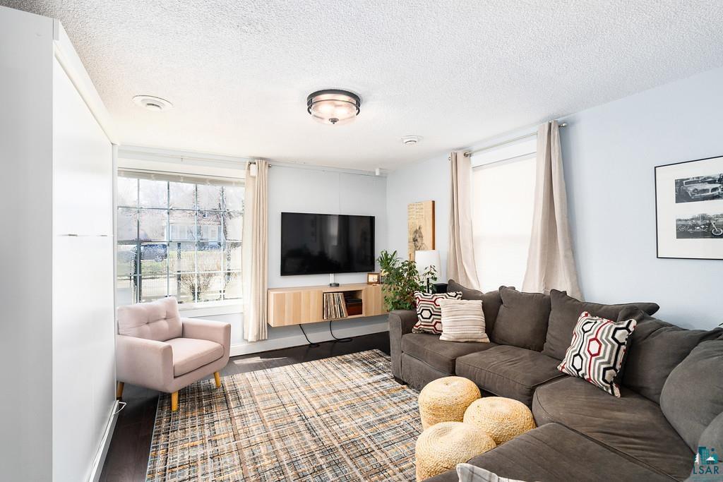 416 N 59th Ave W