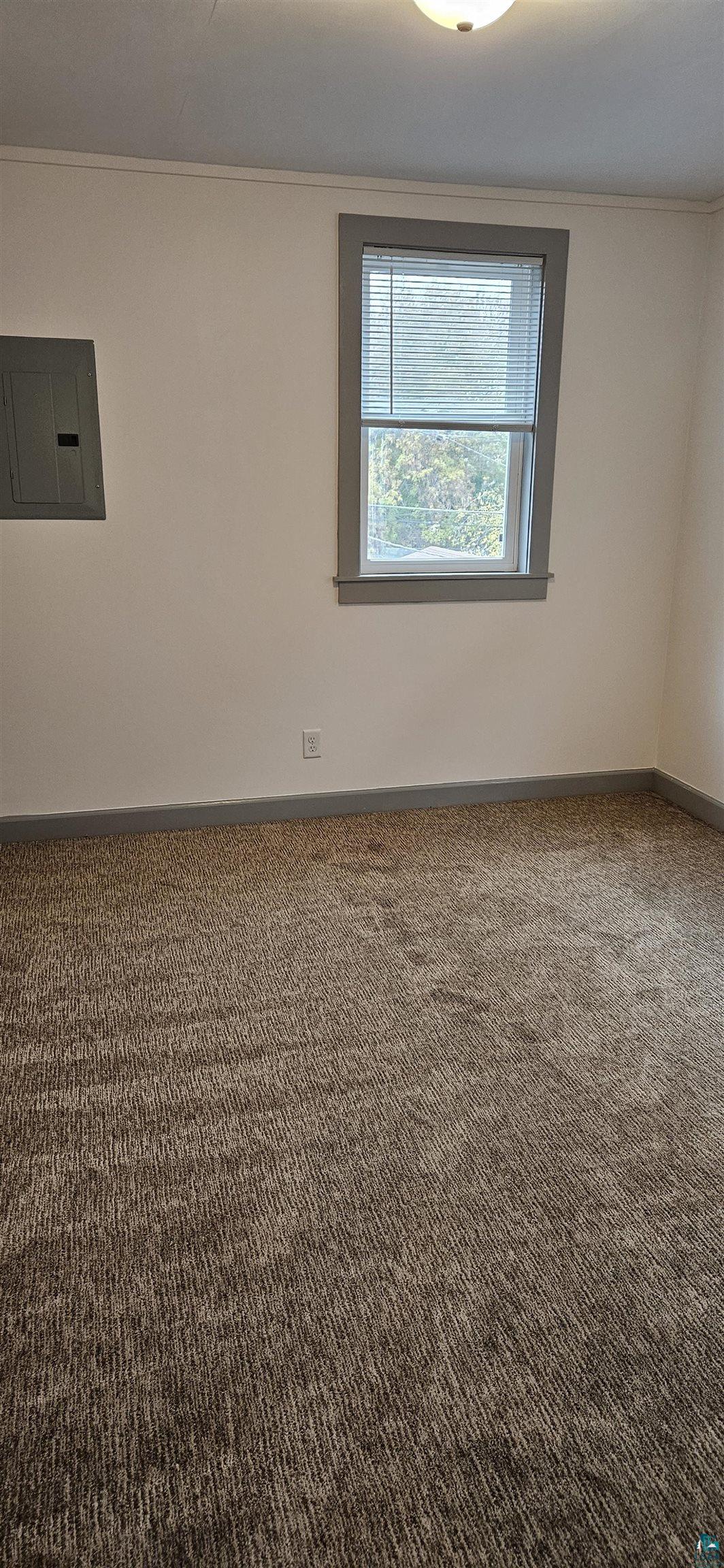 416 N 59th Ave W