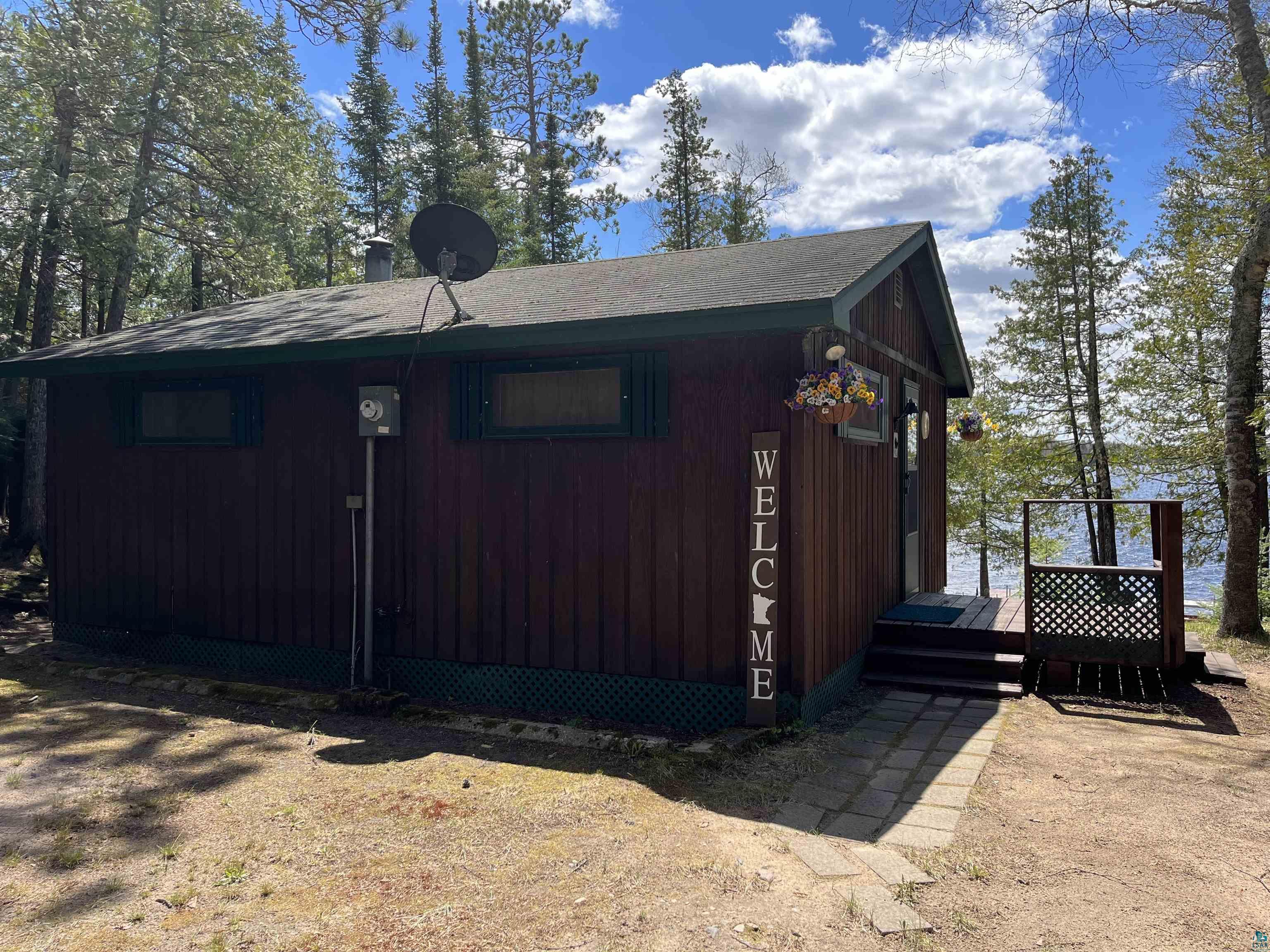 10493 Lake Dr