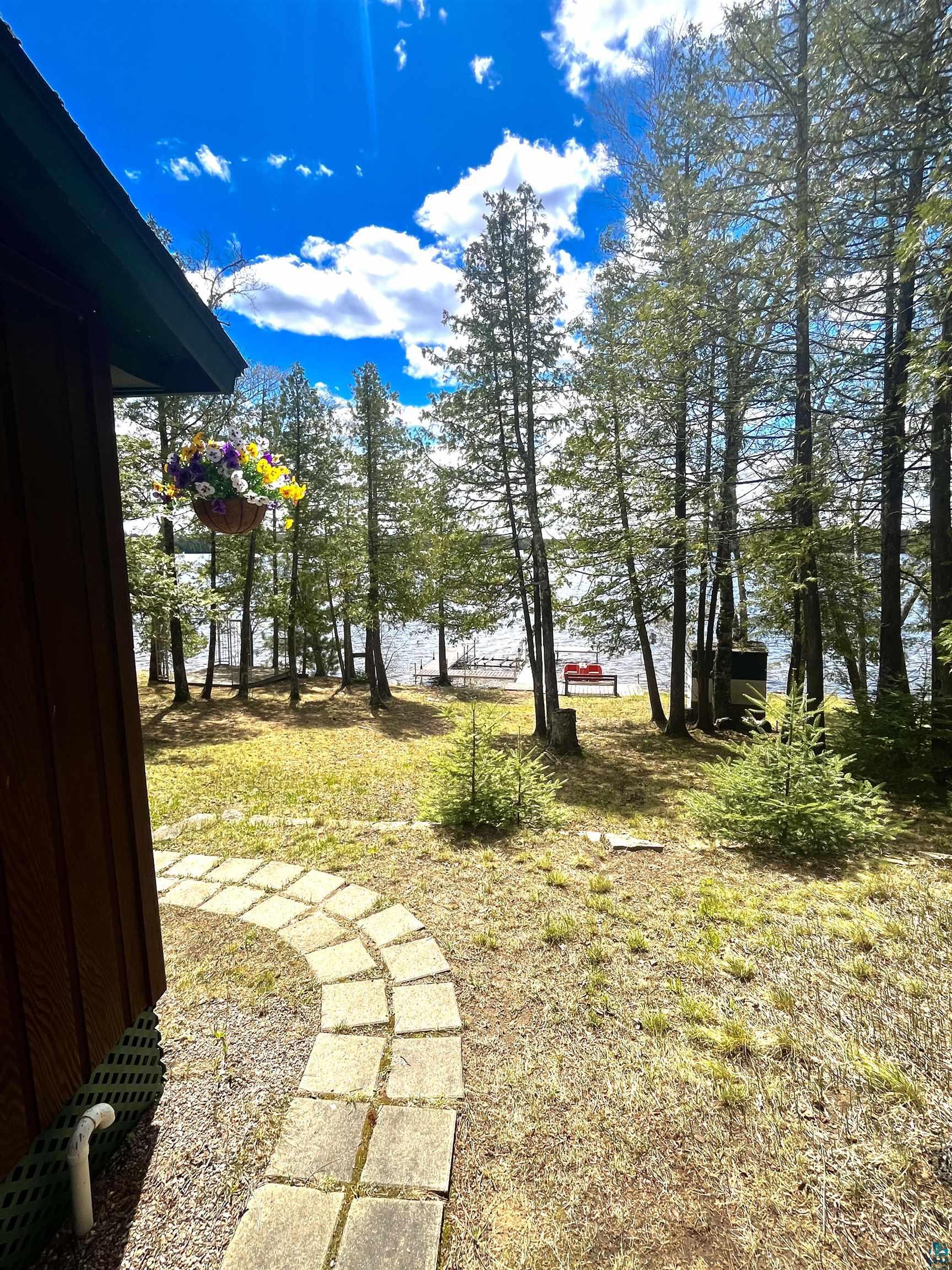 10493 Lake Dr
