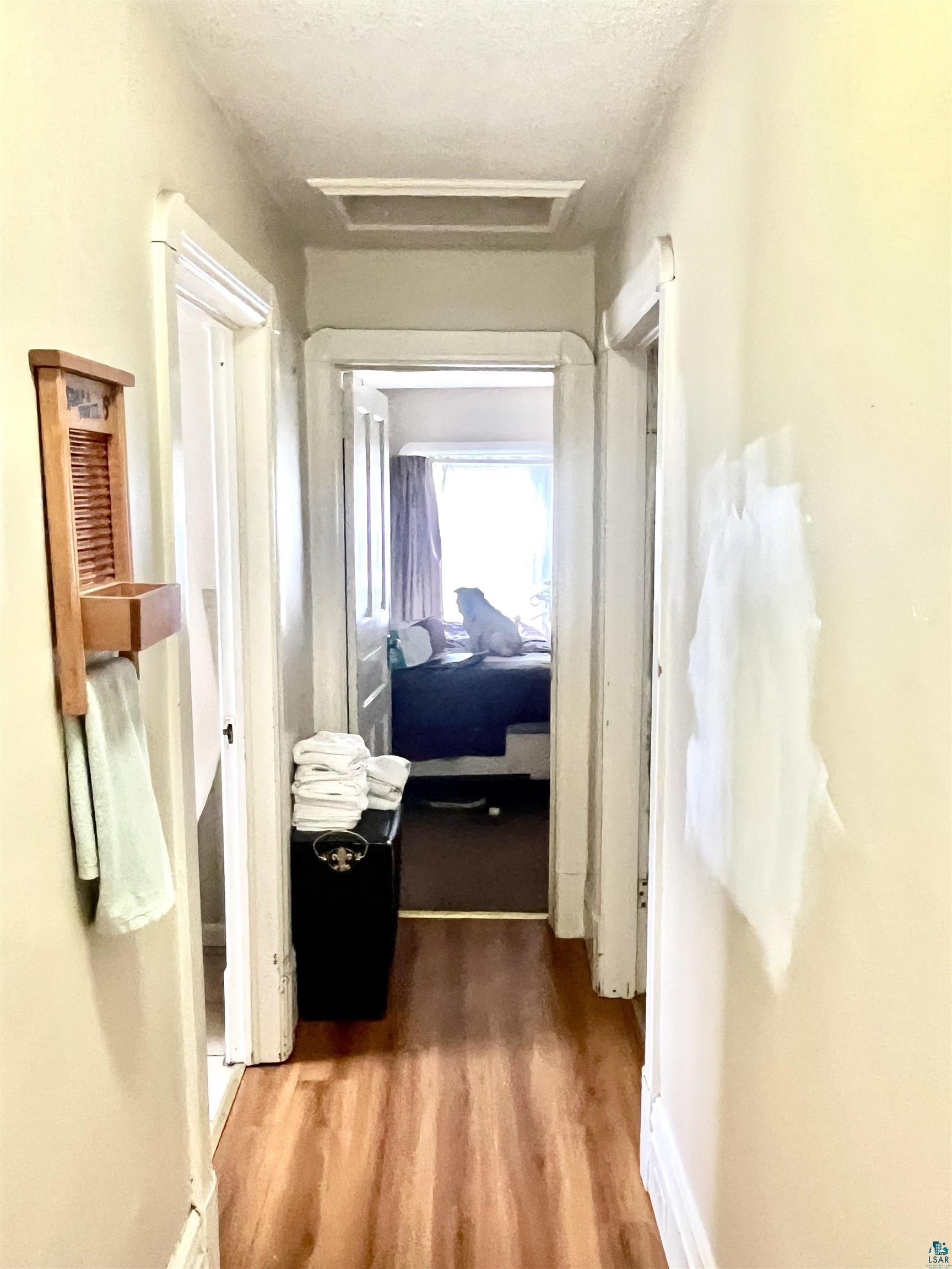 24 N 25th Ave W