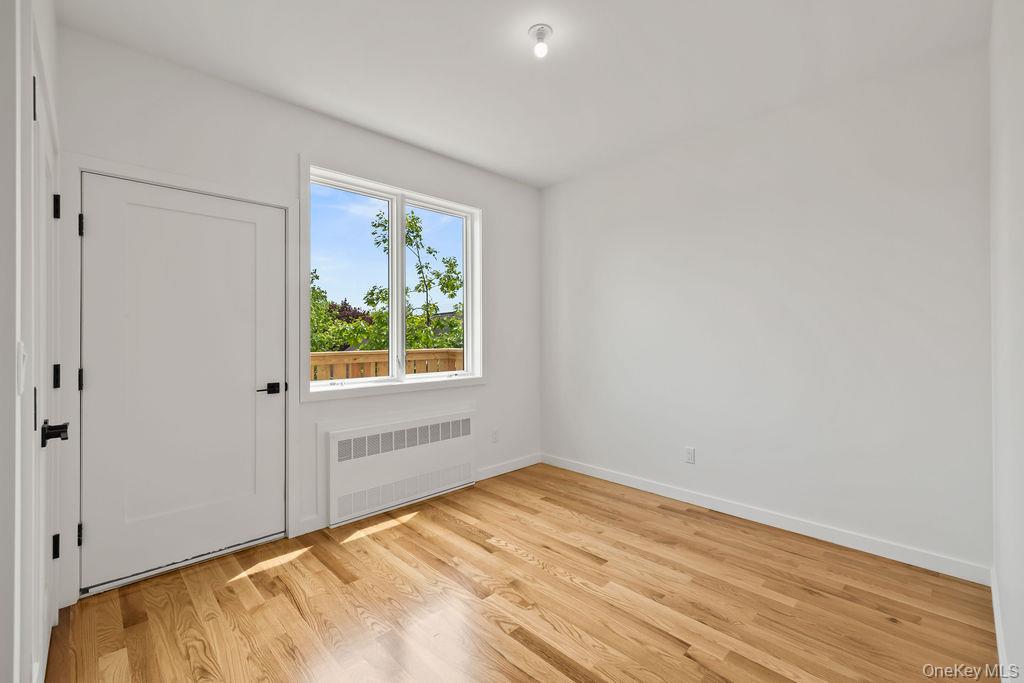 80 Twin Avenue Unit: 302