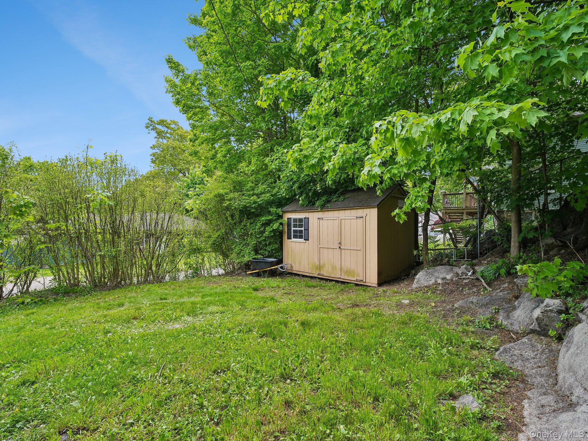 27 Boulder Avenue