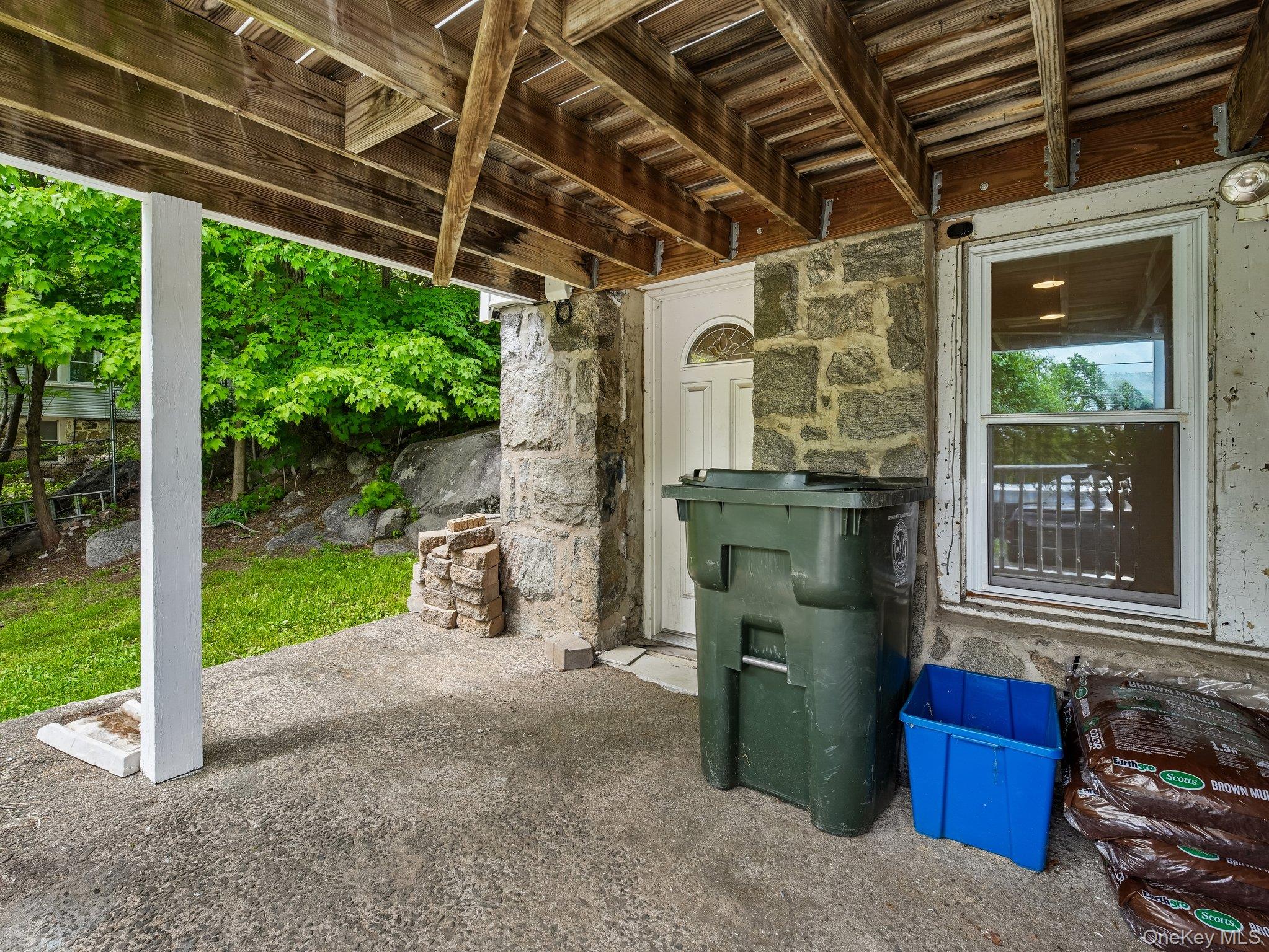 27 Boulder Avenue