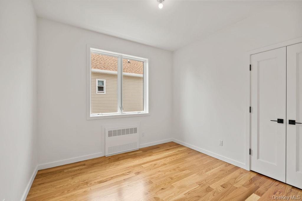 80 Twin Avenue Unit: 211
