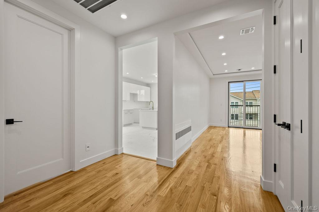 80 Twin Avenue Unit: 112