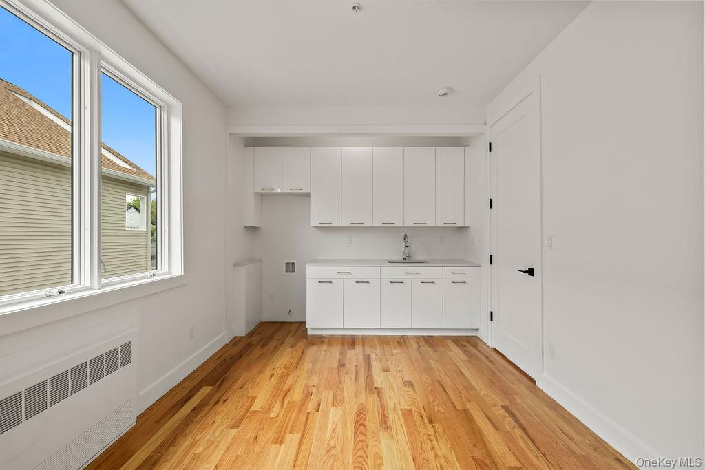 80 Twin Avenue Unit: 112