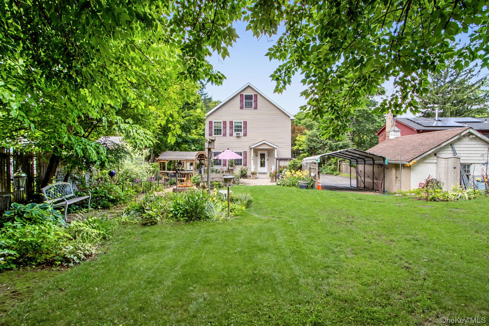 12 Lake Drive