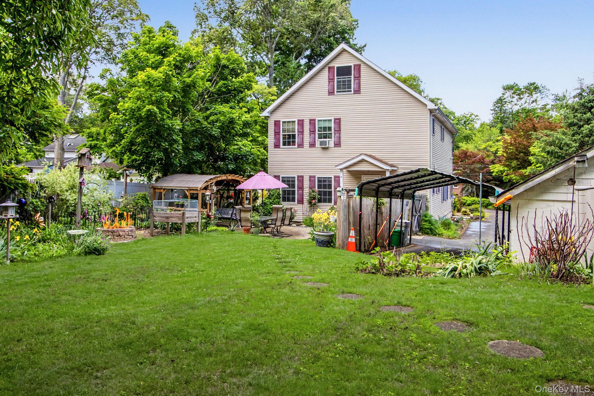 12 Lake Drive