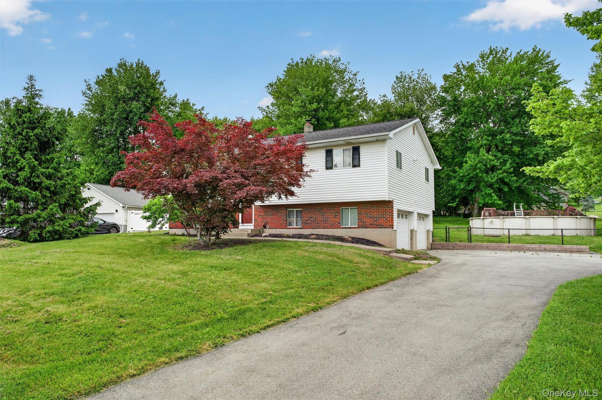 76 Maureen Drive