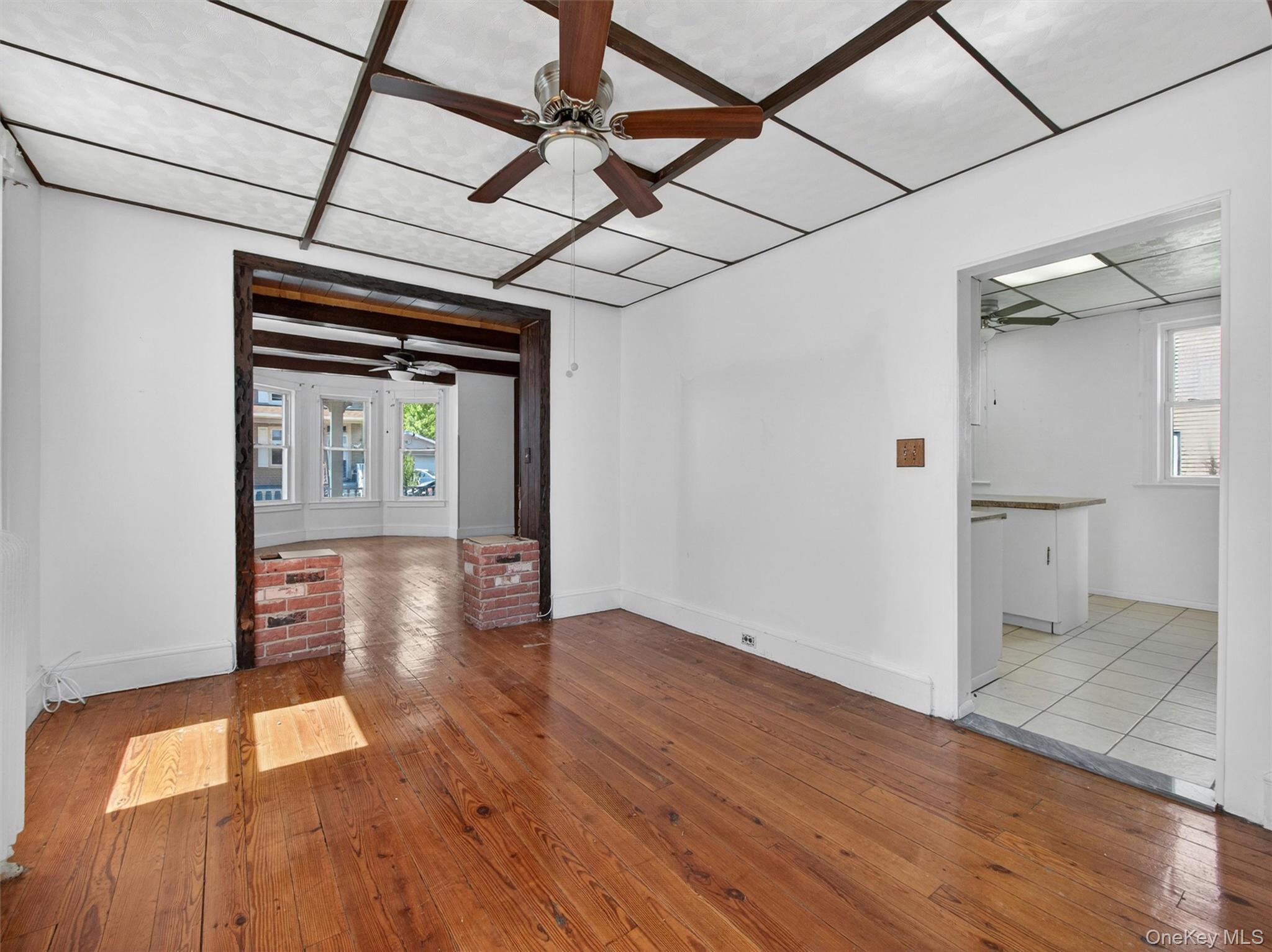 21 Sharp St