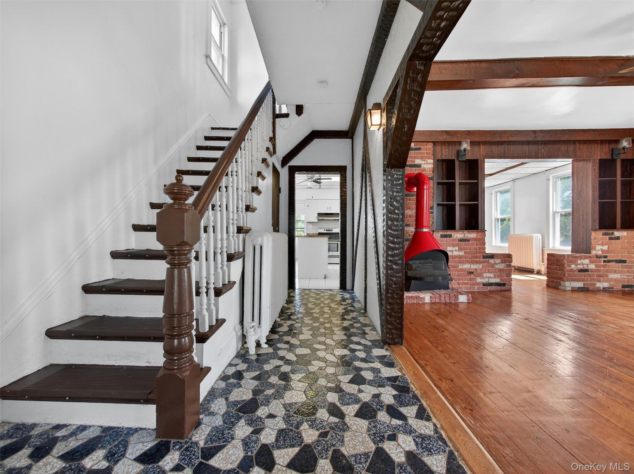 21 Sharp St