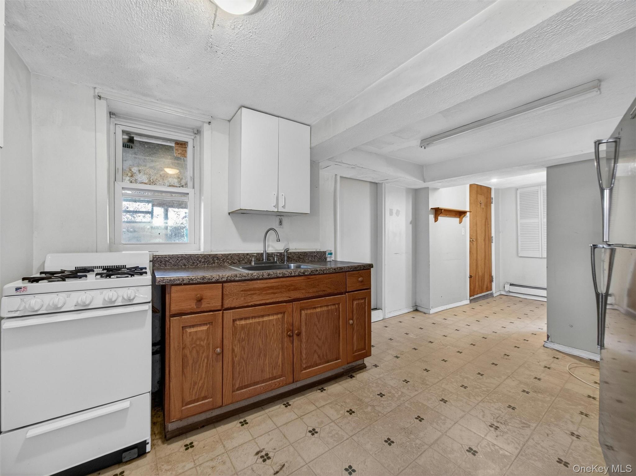 21 Sharp St