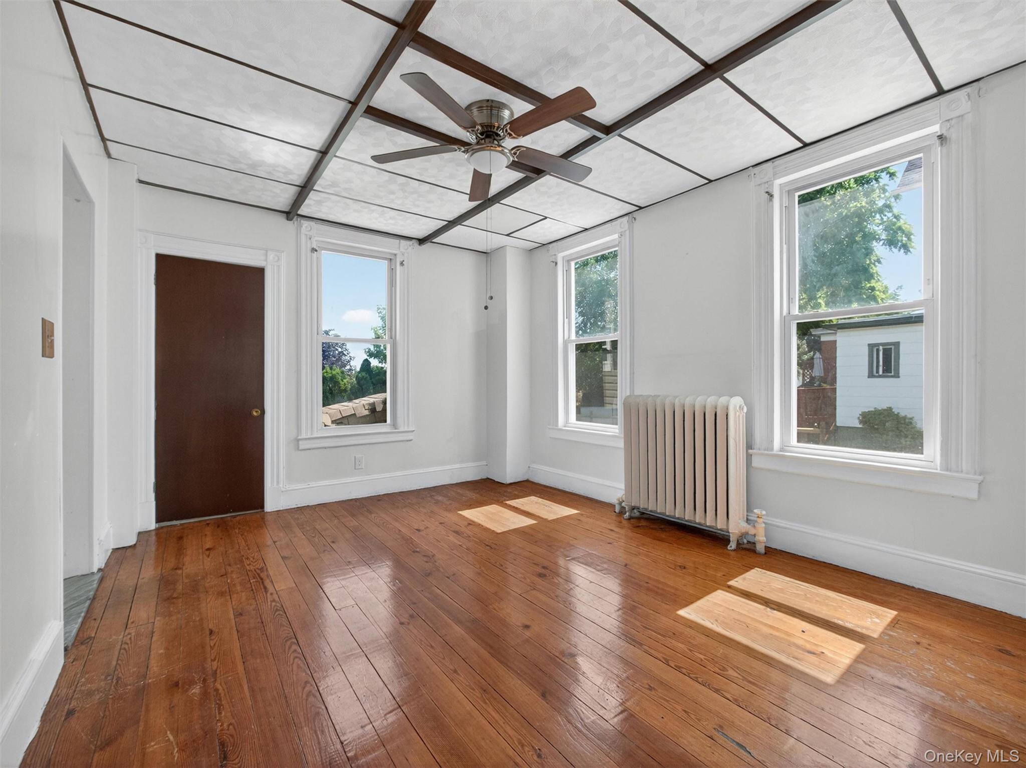 21 Sharp St
