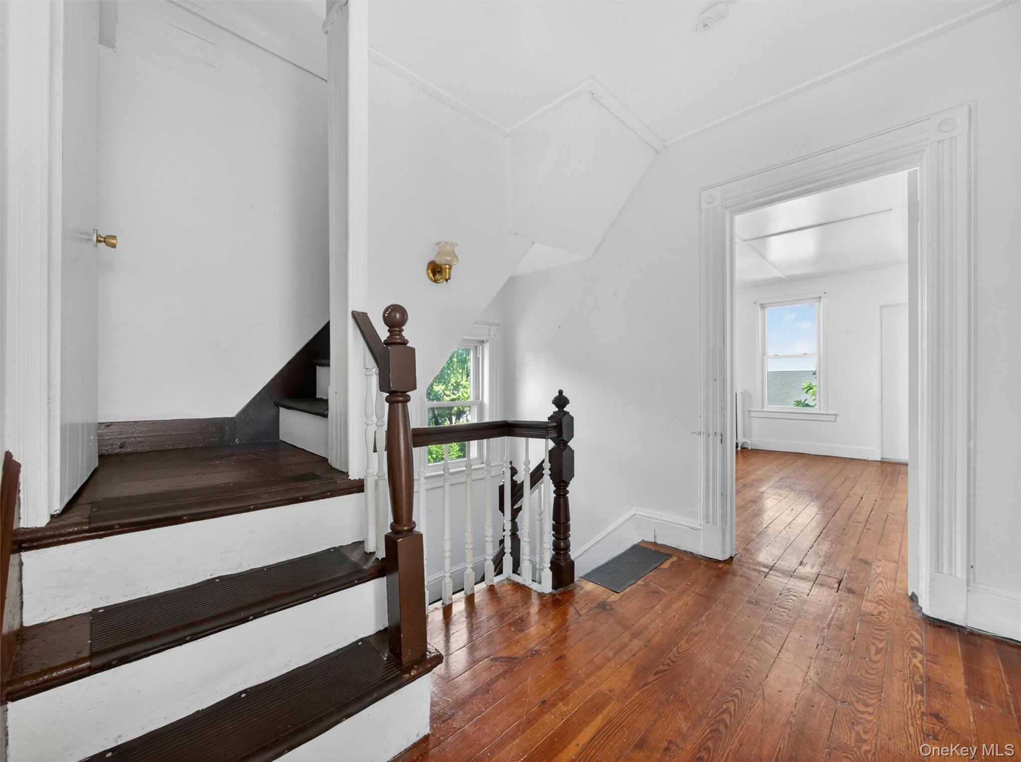 21 Sharp St