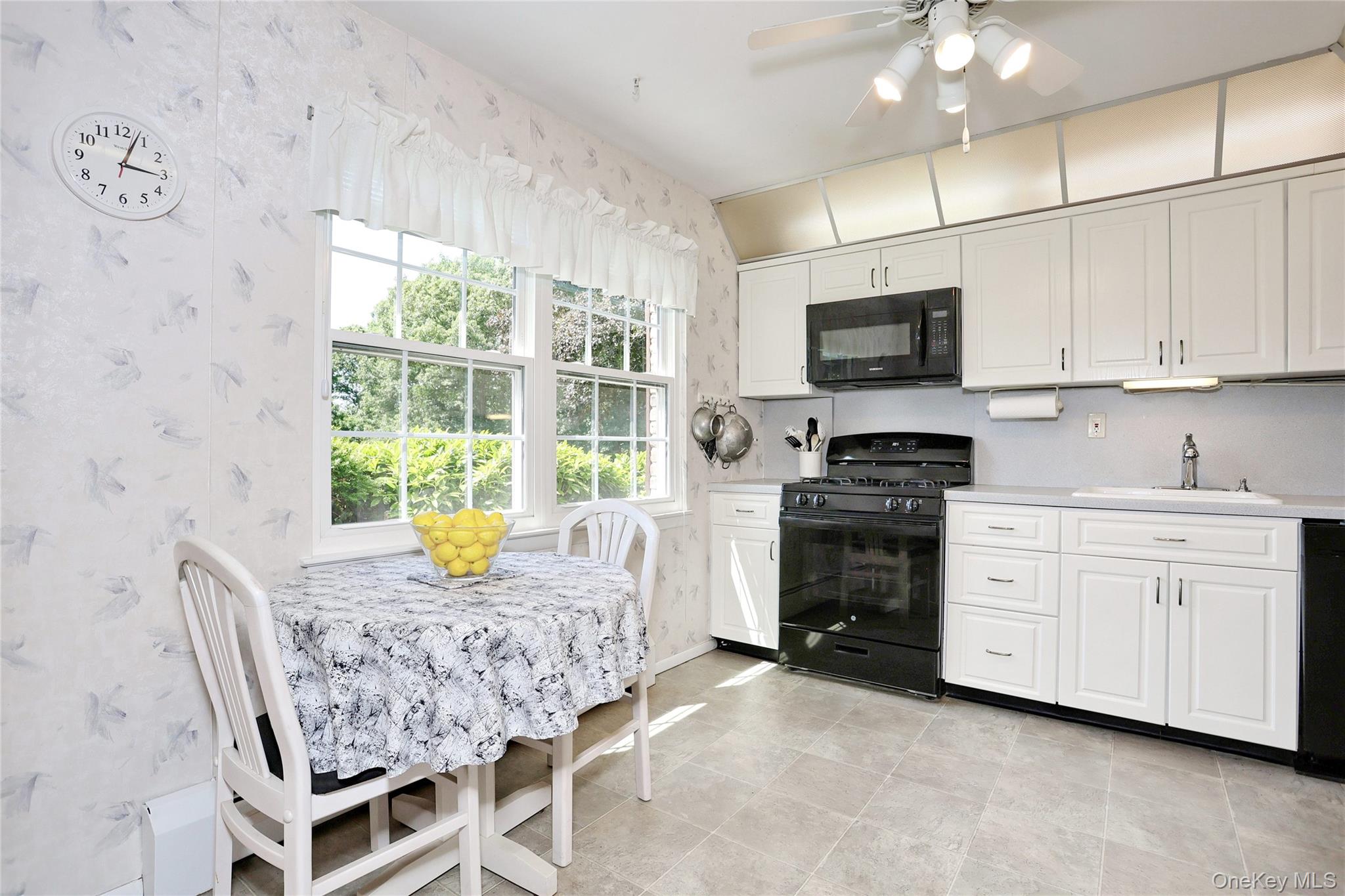 287 Parkside Drive