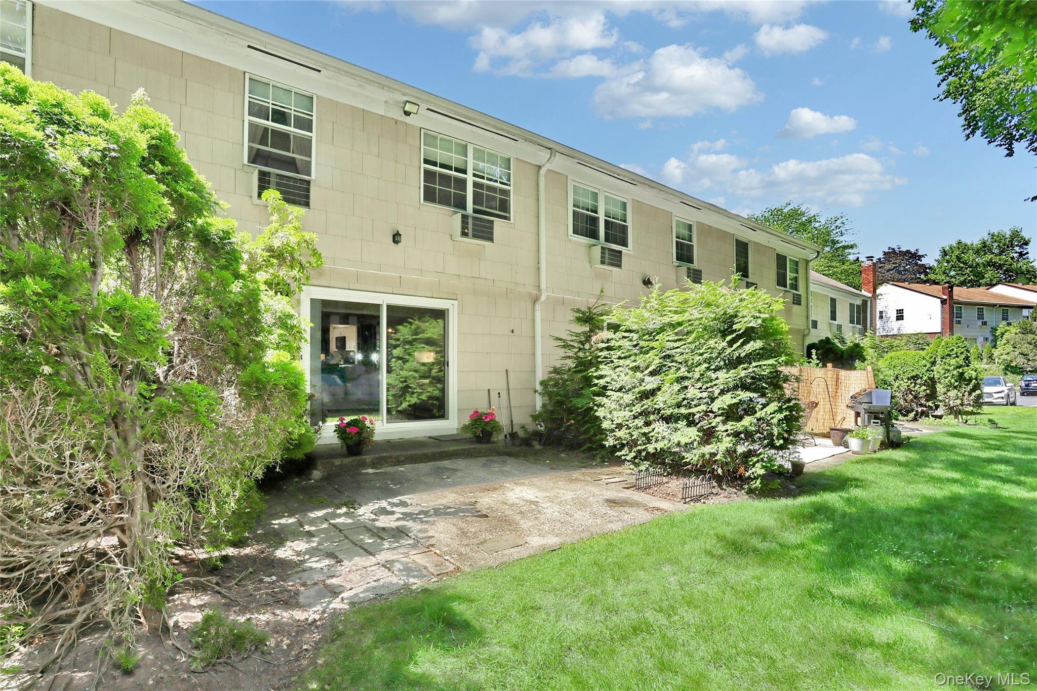 287 Parkside Drive