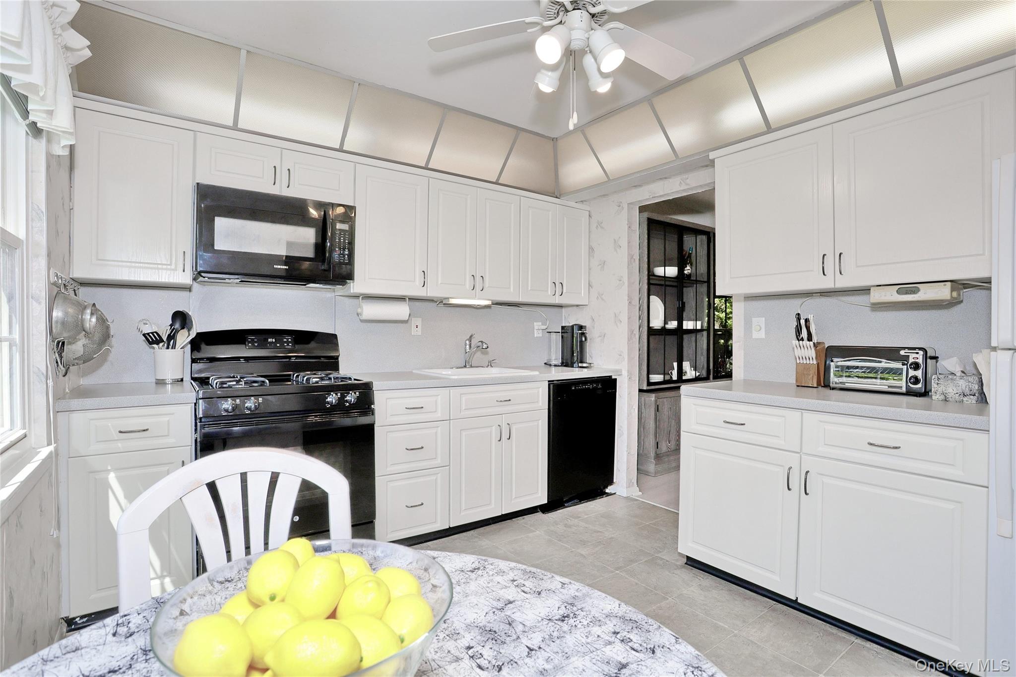 287 Parkside Drive