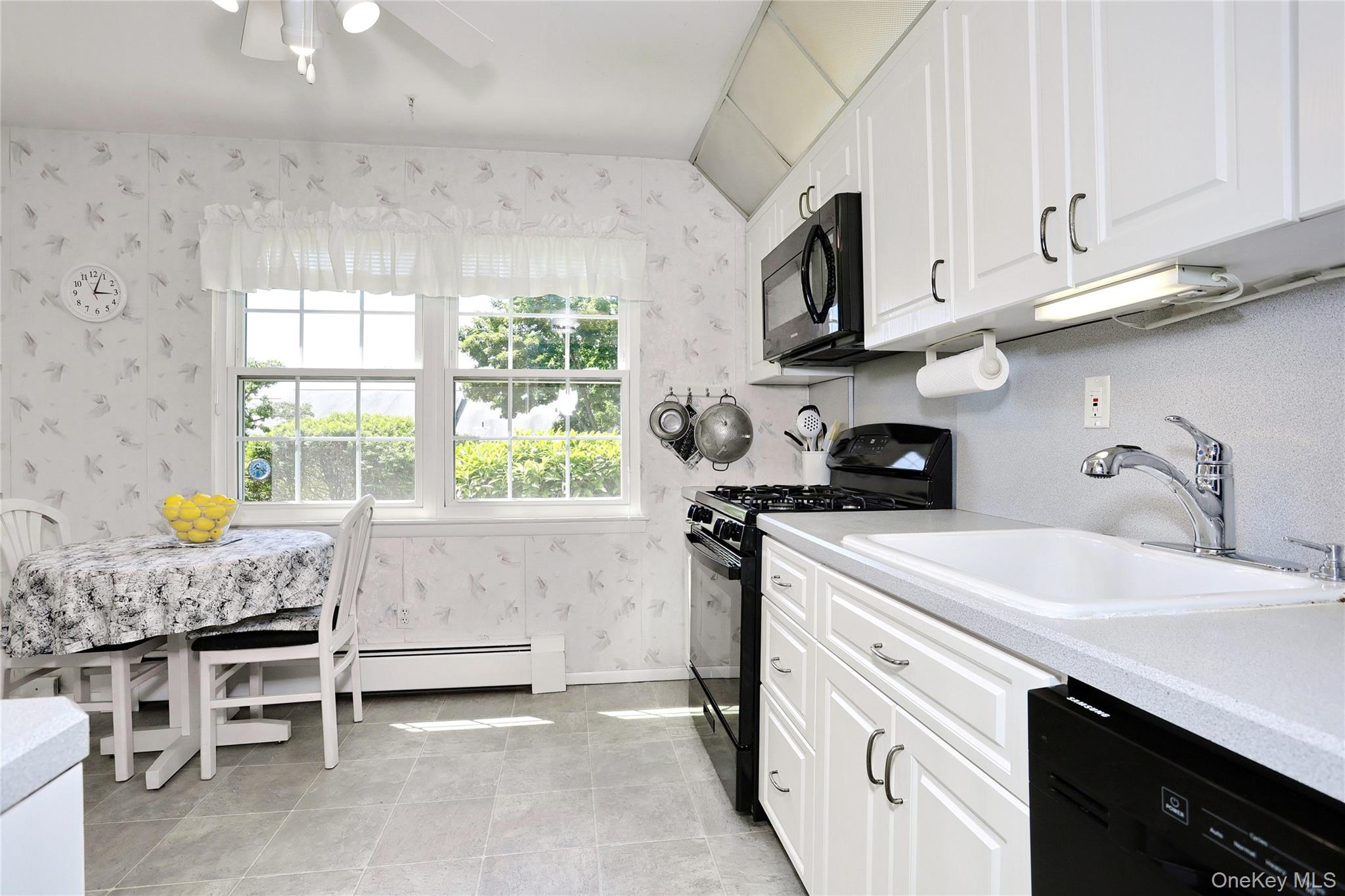 287 Parkside Drive